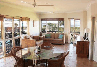 Moonlight Bay Suites - Accommodation Nelson Bay