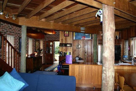 Arrawarra Lodge - Accommodation Nelson Bay 2