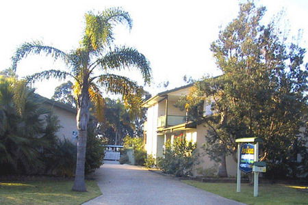 Avalon Holiday Units - Accommodation Nelson Bay 0