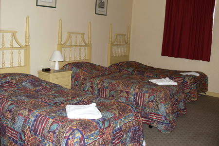 Knickerbocker Hotel Motel - Accommodation Nelson Bay 0