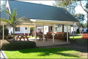 Rainbow Beach Holiday Village - Accommodation Nelson Bay 1
