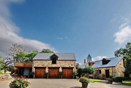 The Mews Studio Apartments - Accommodation Nelson Bay 0