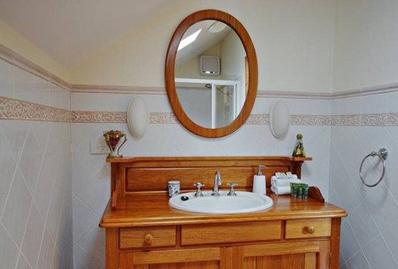 The Mews Studio Apartments - Accommodation Nelson Bay 2