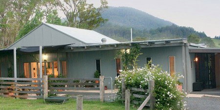 Barrington Village Retreat - Accommodation Nelson Bay 3