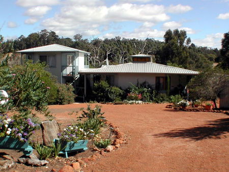 Break Of Day Homestay - Accommodation Nelson Bay 0