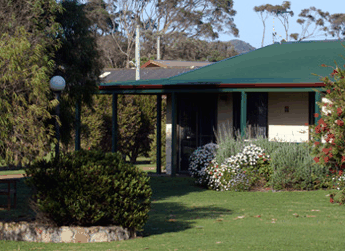 Surfside Ocean Beach - Accommodation Nelson Bay 0