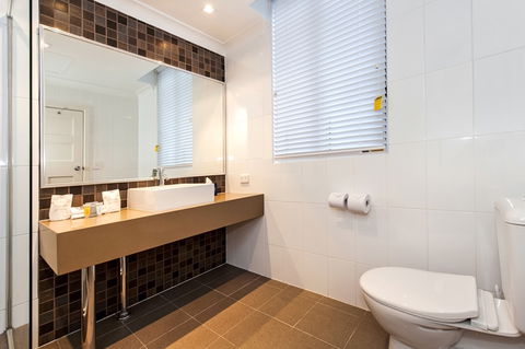 Comfort Inn Wentworth Plaza - Accommodation Nelson Bay 0
