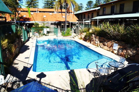 Cottesloe Beach Chalets - Accommodation Nelson Bay 0