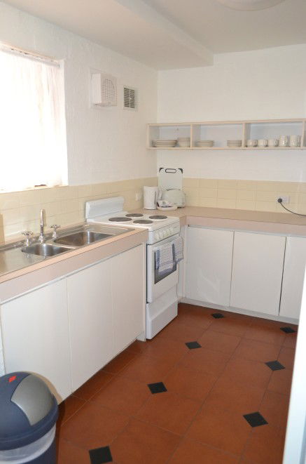 Cottesloe Beach Chalets - Accommodation Nelson Bay 6