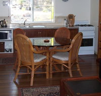Jarrah Glen Cabins - Accommodation Nelson Bay