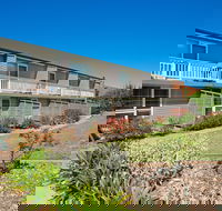 Bathurst Apartments - Accommodation Nelson Bay
