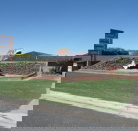 Big Trout Motor Inn - Accommodation Nelson Bay