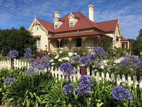 Cambridge House B&B - Accommodation Nelson Bay 0
