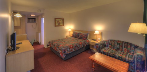 Cooma Motor Lodge - Accommodation Nelson Bay 2