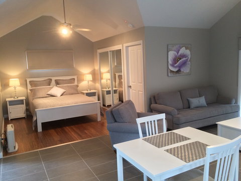 High Peaks Cottages - Accommodation Nelson Bay 1