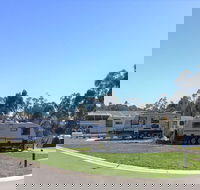 Lilydale Pine Hill Caravan Park - Accommodation Nelson Bay