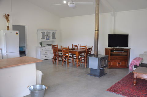 Nature's Echo Farm Stay - Accommodation Nelson Bay 2