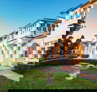 Palais Royale - Accommodation Nelson Bay