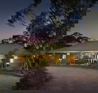Riverbush Cottages - Accommodation Nelson Bay