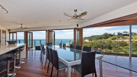 Tangalooma Hilltop Haven - Accommodation Nelson Bay 0