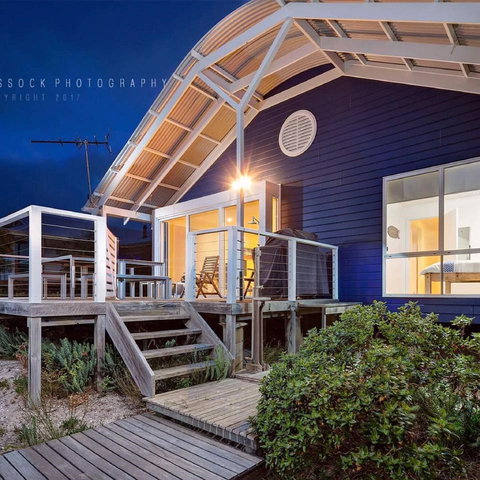 Alchemy On Island Beach - Accommodation Nelson Bay 0