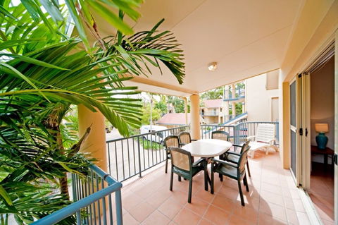 At Beach Court Holiday Villas - Accommodation Nelson Bay 1