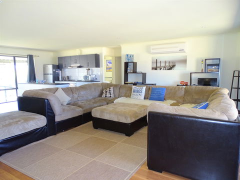 Baydream - Accommodation Nelson Bay 1