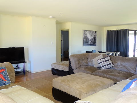 Baydream - Accommodation Nelson Bay 2