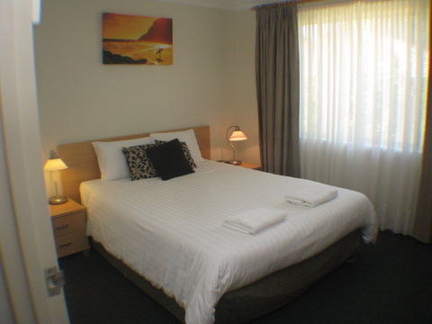 Beaches Serviced Apartments - Accommodation Nelson Bay 1