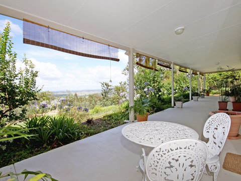 Bed And Breakfast At Wallaby Ridge - Accommodation Nelson Bay 2