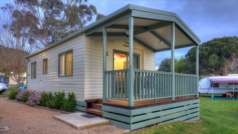Beechworth Lake Sambell Caravan Park - Accommodation Nelson Bay 1