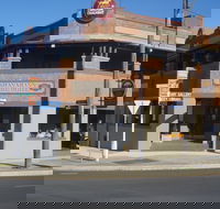 Family Hotel - Accommodation Nelson Bay