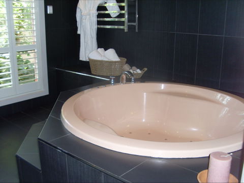 Federation Motor Inn - Accommodation Nelson Bay 0