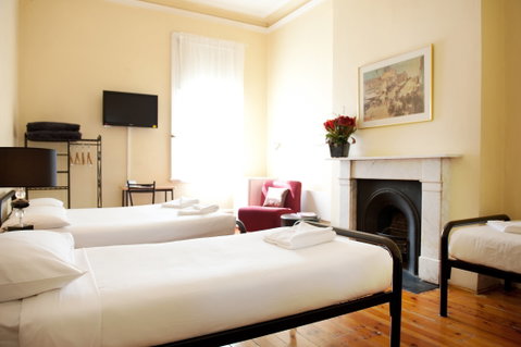 Hotel Claremont Guest House - Accommodation Nelson Bay 0