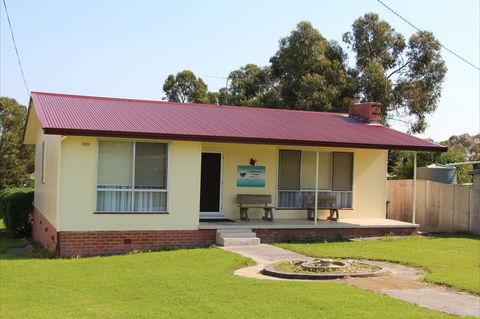 Lady Barron Cottage - Accommodation Nelson Bay 0