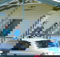 Lake Hamilton Motor Village and Caravan Park - Accommodation Nelson Bay