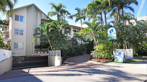 Mari Court Resort - Accommodation Nelson Bay 1