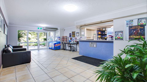 Mari Court Resort - Accommodation Nelson Bay 2