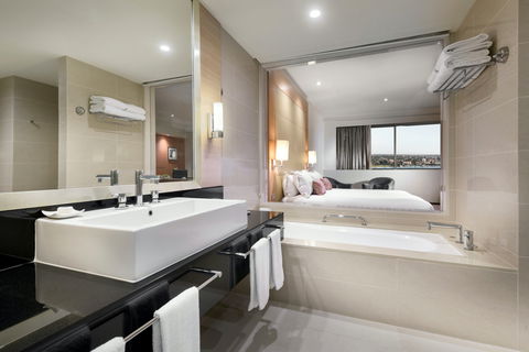 Pan Pacific Perth - Accommodation Nelson Bay 2