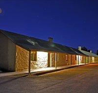 Paxton Square Cottages - Accommodation Nelson Bay
