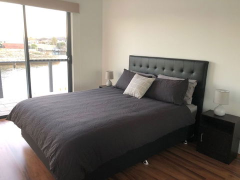 Port Bouvard Retreat - Large Family Friendly Canal Home With Private Jetty - Accommodation Nelson Bay 1