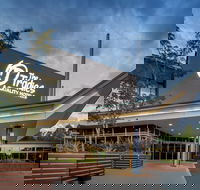 Quality Hotel Dickson - Accommodation Nelson Bay