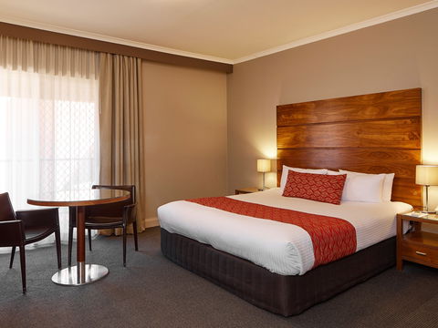Quality Hotel Dickson - Accommodation Nelson Bay 2