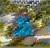 Ramada Resort by Wyndham Golden Beach - Accommodation Nelson Bay