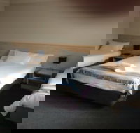 Red Cedar Motel Muswellbrook - Accommodation Nelson Bay