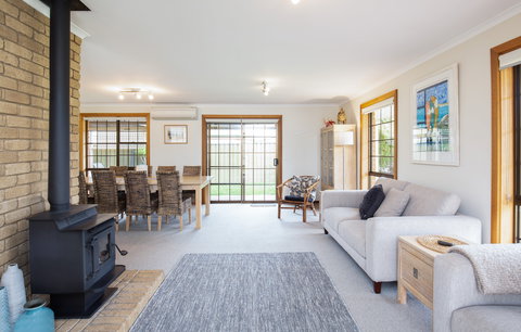 Relax On Ryan @ Robe - Accommodation Nelson Bay 2