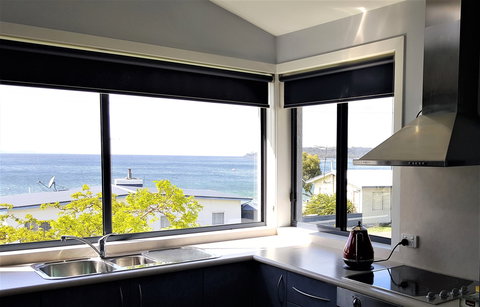 Rock Lobster - Accommodation Nelson Bay 1