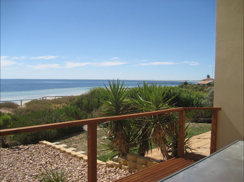 Sandcastles - Accommodation Nelson Bay 2