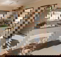 Taranaki Beach Unit - Accommodation Nelson Bay