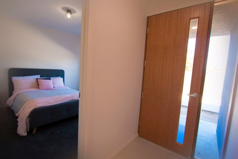 The Races - Wellington - Accommodation Nelson Bay 1